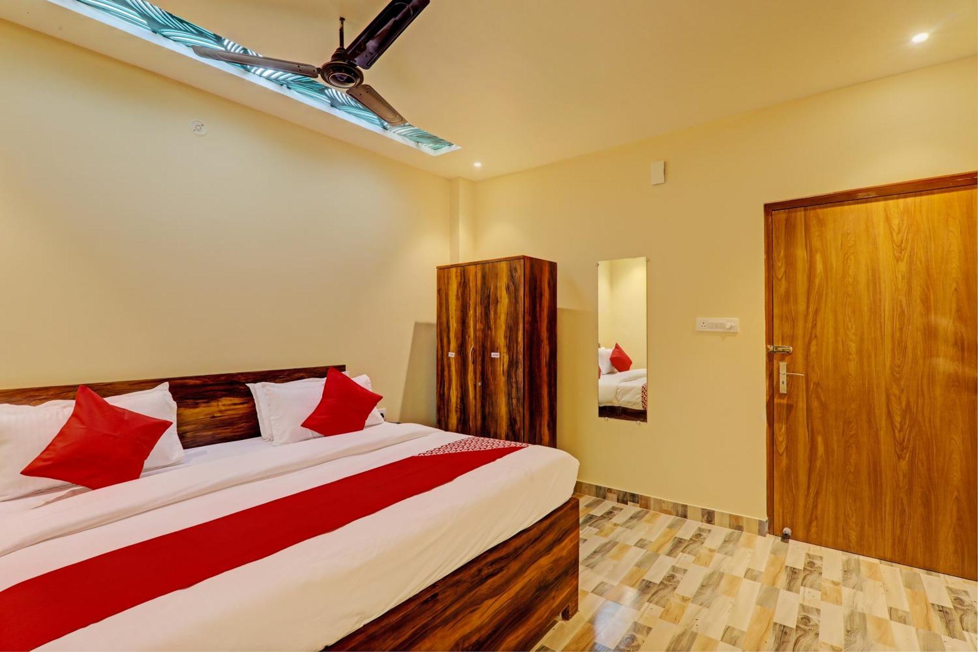 Super Hotel O Royal Regency Palace Gorakhpur Exterior photo