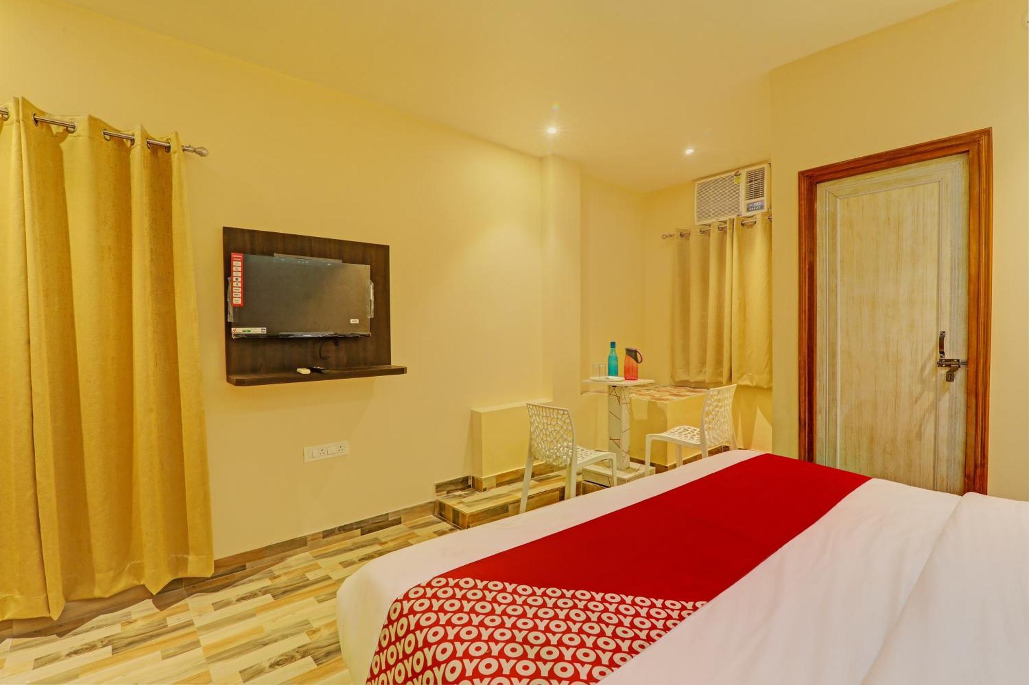 Super Hotel O Royal Regency Palace Gorakhpur Exterior photo
