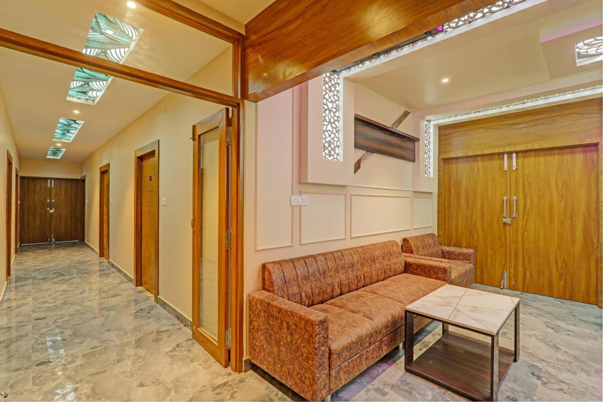 Super Hotel O Royal Regency Palace Gorakhpur Exterior photo