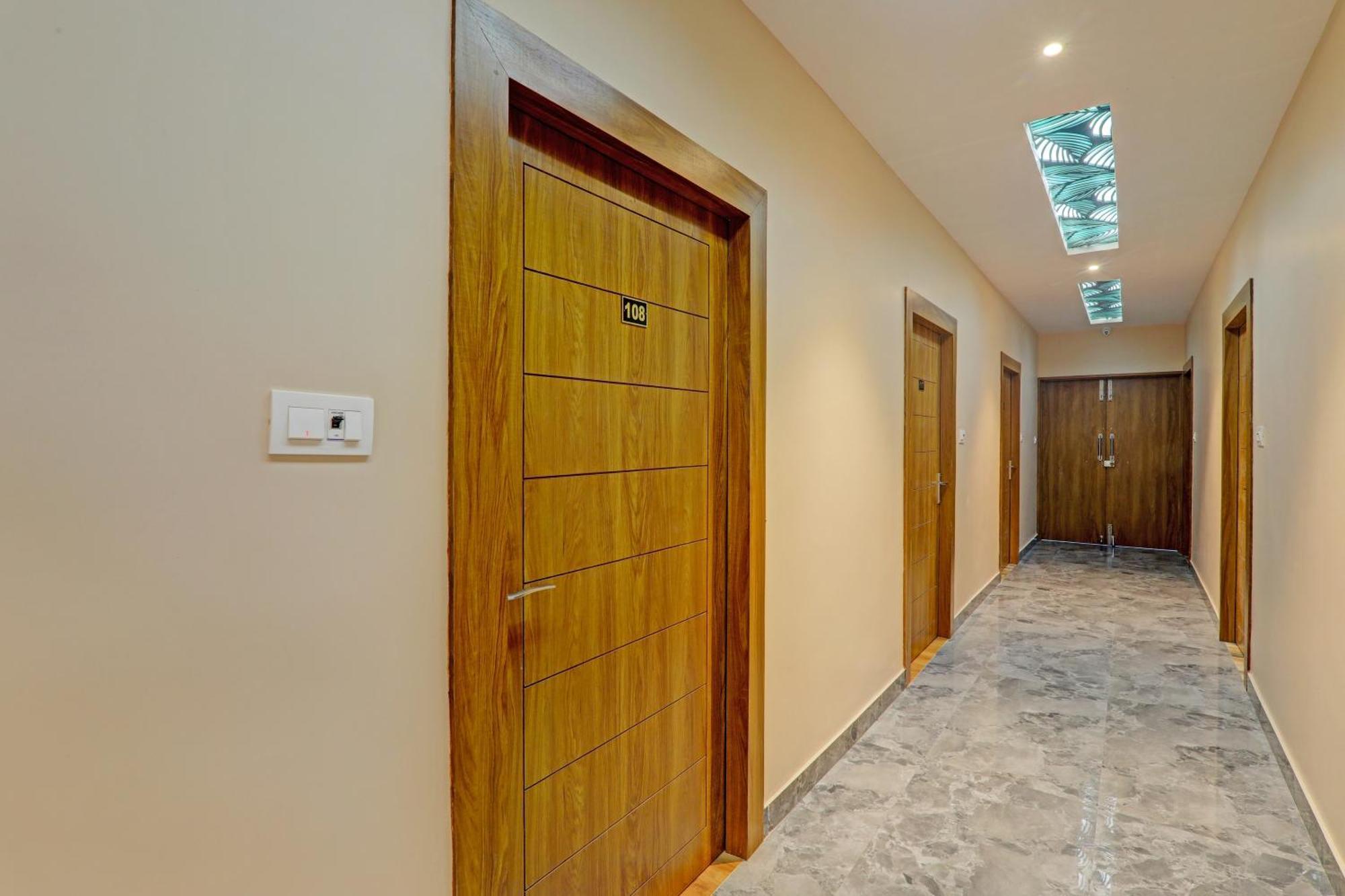 Super Hotel O Royal Regency Palace Gorakhpur Exterior photo